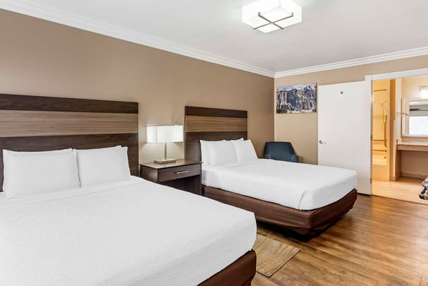 ADA 2 Queen Room