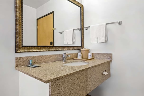 King Suite Bathroom