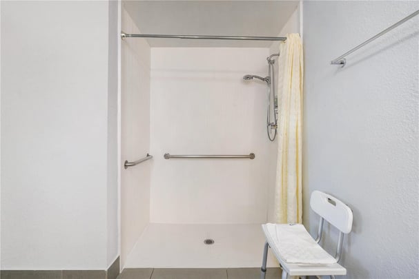 ADA King Bathroom