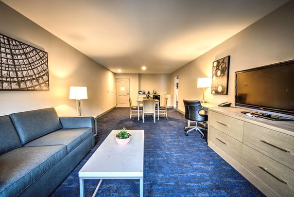 2 Bedroom, 2 Bed Suite