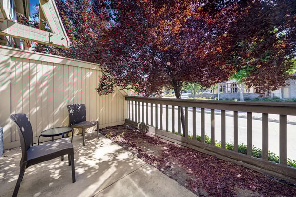 Double Queen with Patio