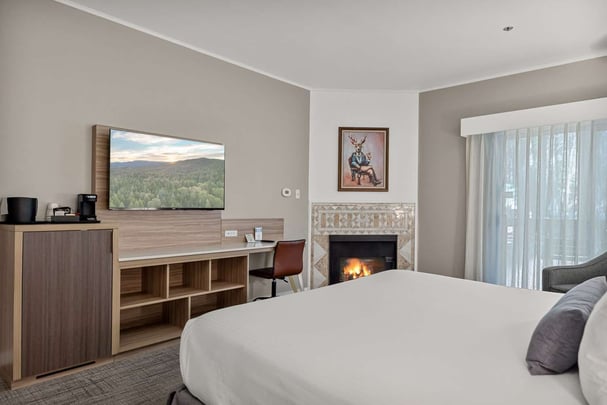 King with Roll-In-Shower