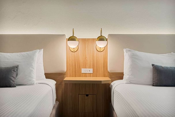 2 Queen with Fireplace and Balcony