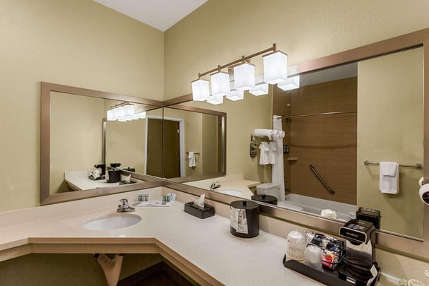 Double queen Standard room