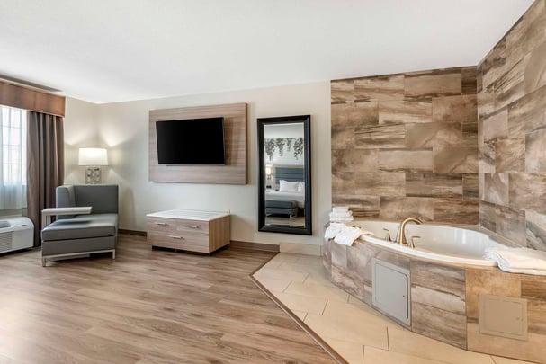 Suite King Jacuzzi Oversized