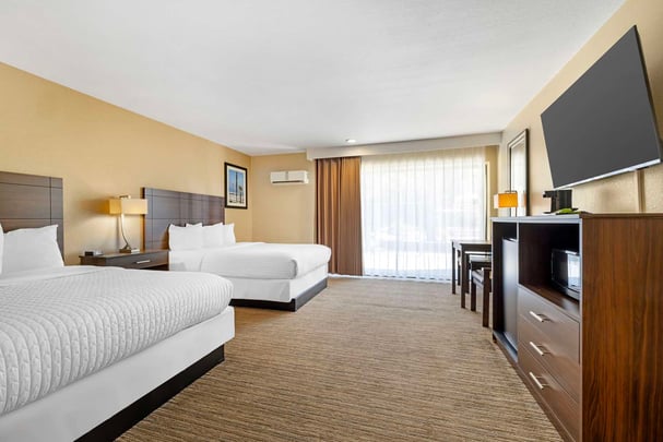 Two Double Beds Large Room