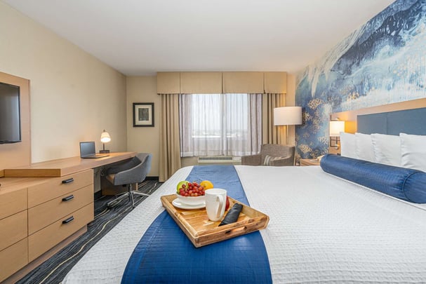 1 King Room  Marina Gateway