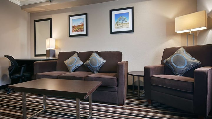 Guest Room Sitting Area