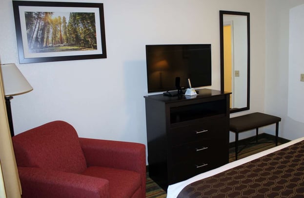 Business Suite Bedroom