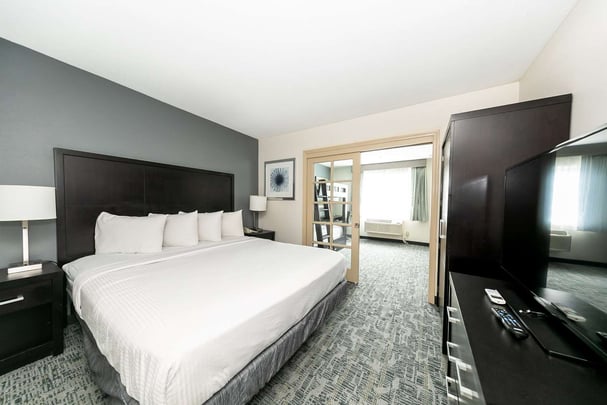 King Suite - Bunk Bed