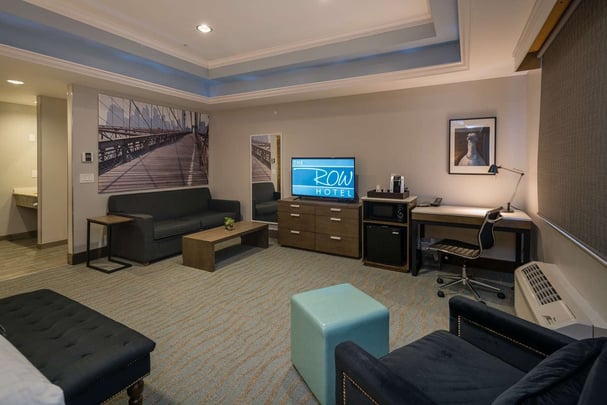 King Suite with Sofa