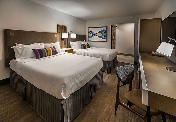 Double Queen Guestroom