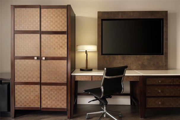 Double Queen Guest Room - City View - High Floor