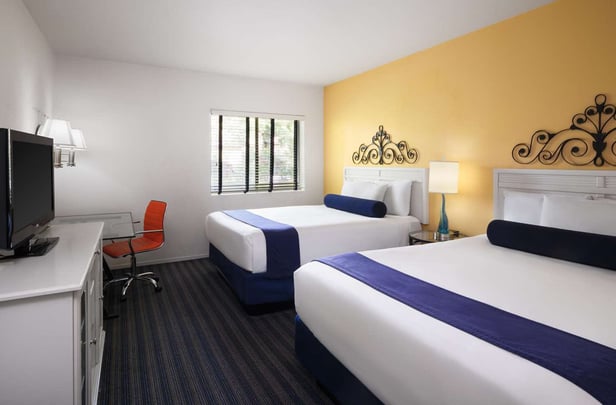 Double Queen Guest Room