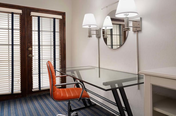 Deluxe Top Floor Double Queen with Balcony