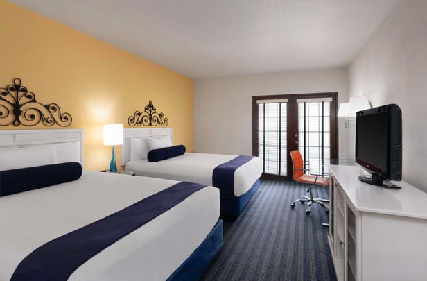 Deluxe Top Floor Double Queen with Balcony