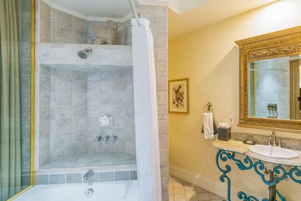 Single Queen Guest Room with Sofabed and Sitting Area, Fireplace, and Patio