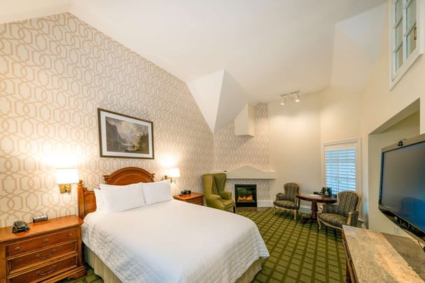 2nd Floor Single Queen Guest Room with Jetted Tub and Fireplace