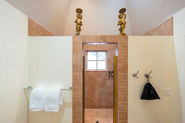 2nd Floor Single Queen Guest Room with Sitting Area and Fireplace