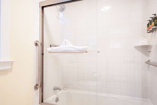 Queen Guest Room with Fireplace