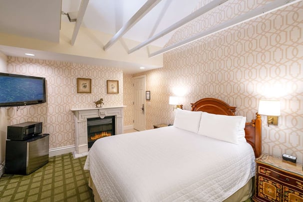 Queen Guest Room with Fireplace