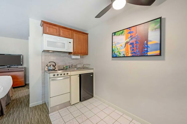 Two Bed with Kitchenette