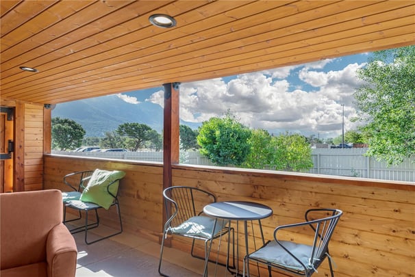 Outdoor Sitting Area