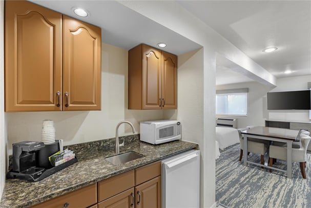 Suite - 2 Queen Beds