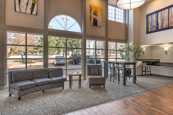 BW colorado springs co lobby
