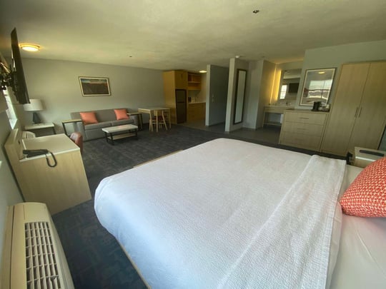 King Suite with Kitchenette