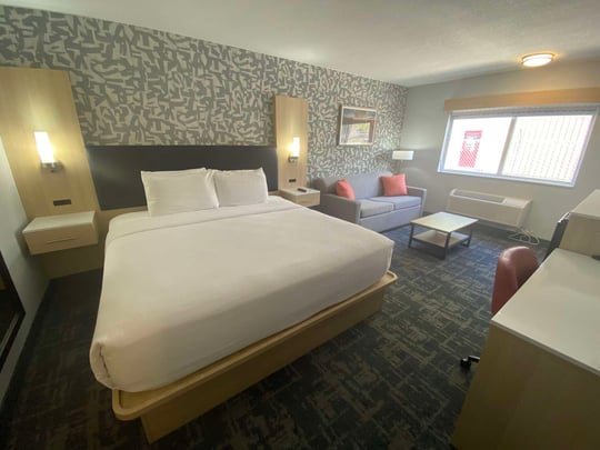 King Suite with Sofabed