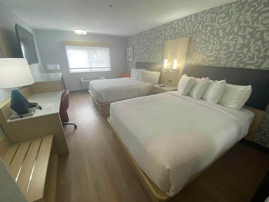 Pet Friendly Double Queen Guest Room