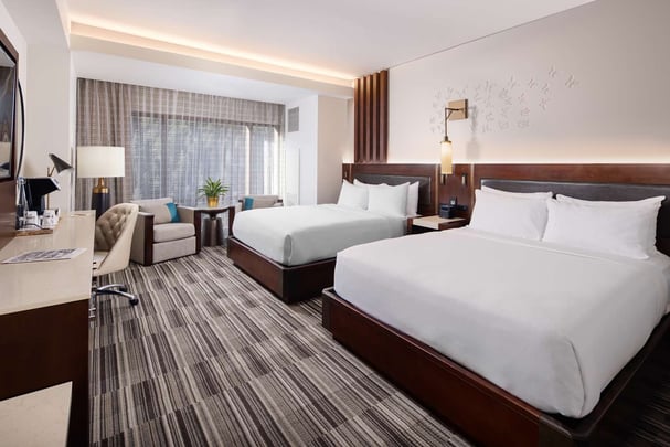 Monarch Premier Double Queen