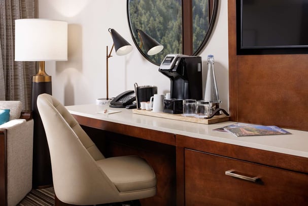 Monarch Premier Double Queen