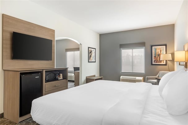 Accessible King Suite