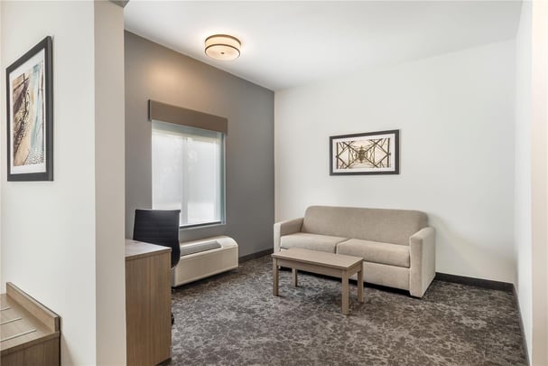 Accessible 2 Queen Suite