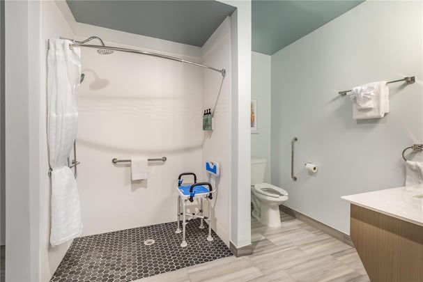 Accessible 2 Queen Suite