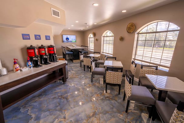 Breakfast Dining Area