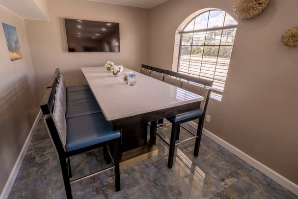 Breakfast Dining Area