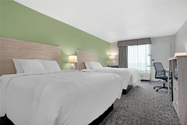 BW Navarre FL NQQThree