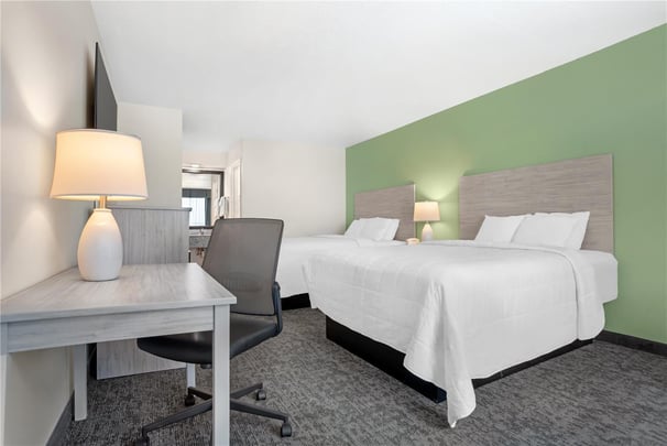 BW Navarre FL NQQThree