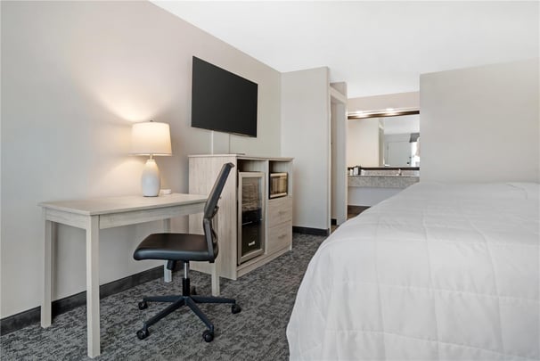 BW Navarre FL NQQTWO