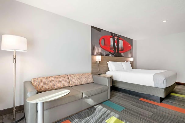 BW JacksonvilleBeach FL QQQ