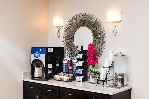 Breakfast Seating Area