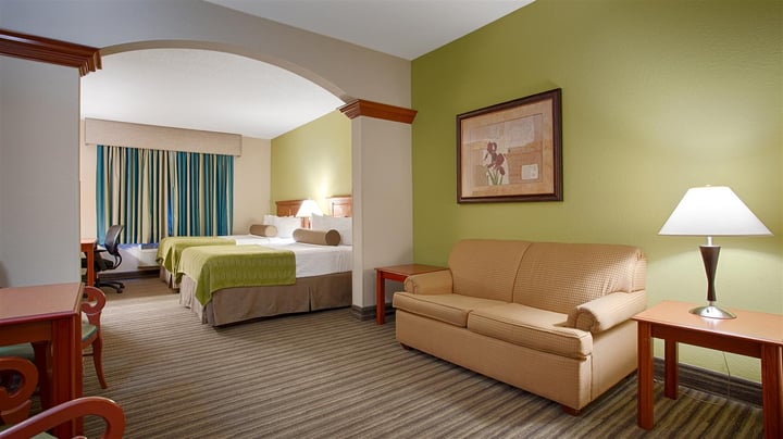 Suite with Two Double Beds