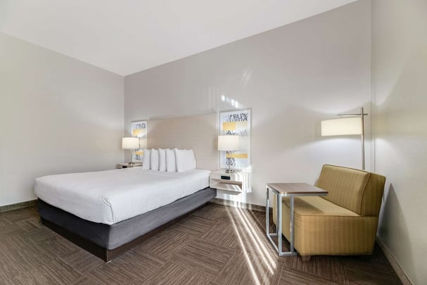 Accessible King & Standard King