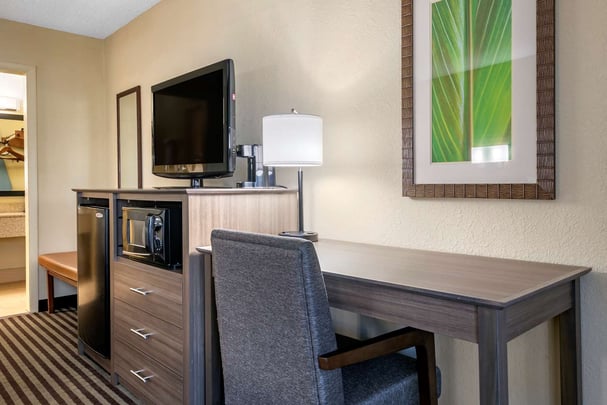 Guest room Amenities carpet