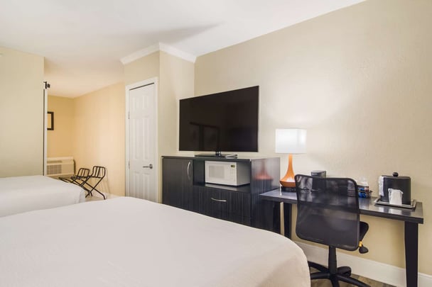 ADA Queen Guest Room