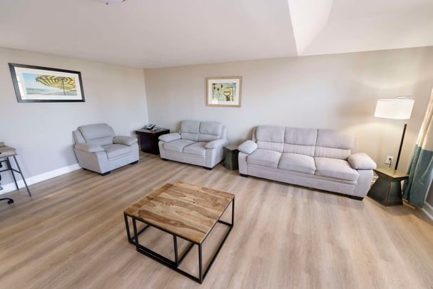 King Suite Living Room