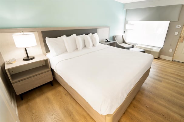 Best Western Seaside Inn May